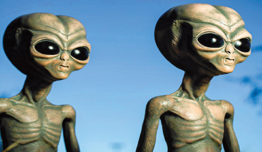 এলিয়েনের সাথে মানুষের প্রথম সাক্ষাৎ