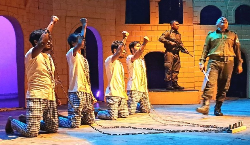 মঞ্চস্থ হলো ফিলিস্তিনের বাস্তবতা  ভিত্তিক নাটক ‘দি গ্রেট স্মাগলার’
