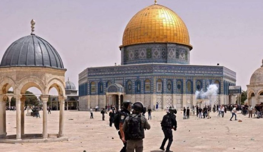 ইসরাইলের ষড়যন্ত্রে ধসে পড়ার শঙ্কায় আল-আকসা মসজিদ