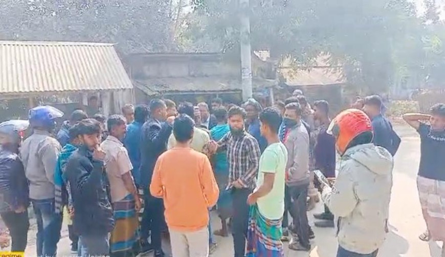 ঝিকরগাছায় জামায়াত কর্মীদের ওপর বিএনপির অতর্কিত হামলা: নারীদের হেনস্তা মোটরসাইকেল ভাঙচুর