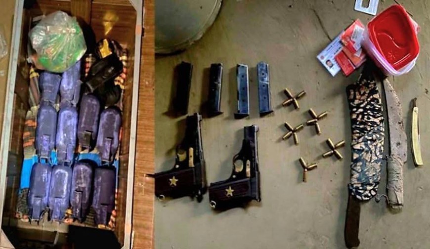 যশোরের বাঘারপাড়ায় যৌথ বাহিনীর অভিযান: ১০ গ্রেনেড ও ৩ বিদেশি পিস্তল উদ্ধার