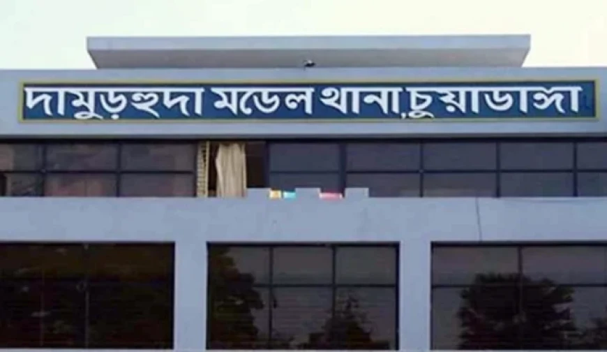 চুয়াডাঙ্গায় পুলিশের ওপর হামলা চালিয়ে হাতকড়াসহ পালালেন আওয়ামী লীগ নেতা, গ্রেপ্তার ৪