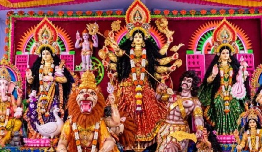 শারদীয় দুর্গাপূজা শুরু, আজ ষষ্ঠী