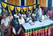 শার্শায় দুর্গাপূজার মণ্ডপে বিএনপি নেতৃবৃন্দের মতবিনিময় ও শাড়ি বিতরণ