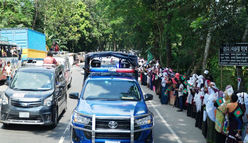১১ দলীয় লংমার্চের গাড়িবহর গোপালগঞ্জ অতিক্রম, ছিল কঠোর নিরাপত্তা