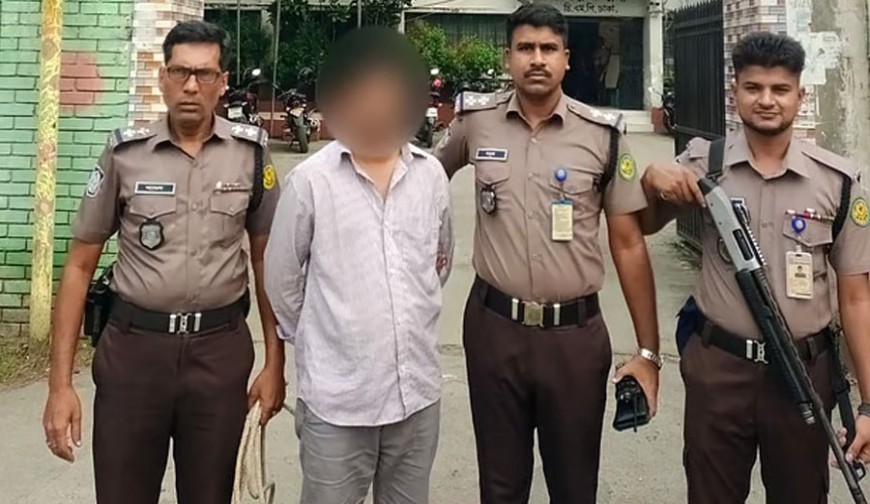 ঢাকায় কোচিং করতে আসা শিক্ষার্থী রাকিবকে হত্যার পর কার্টনে ভরে লাশ নেওয়া হয় নীলফামারীতে