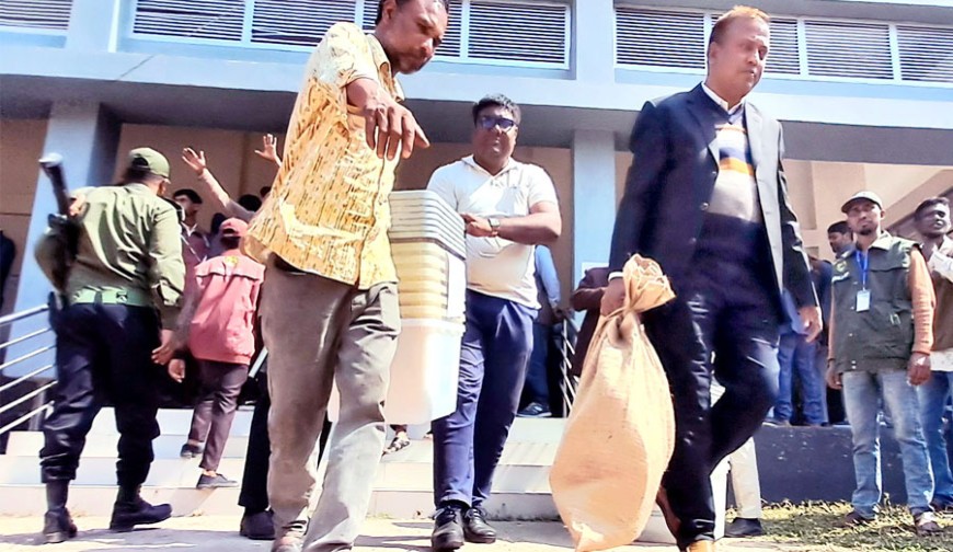 রাত পোহালেই ভোটযুদ্ধ