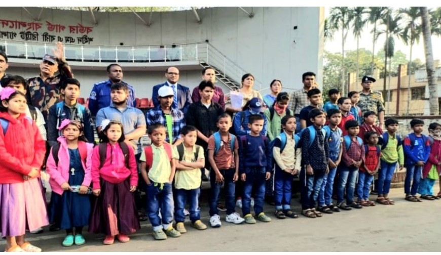 সীমান্তের কাঁটাতার পেরিয়ে শৈশবের ঘরে ফেরা: ২৮ শিশুর চোখে মুখে এখন প্রশান্তি