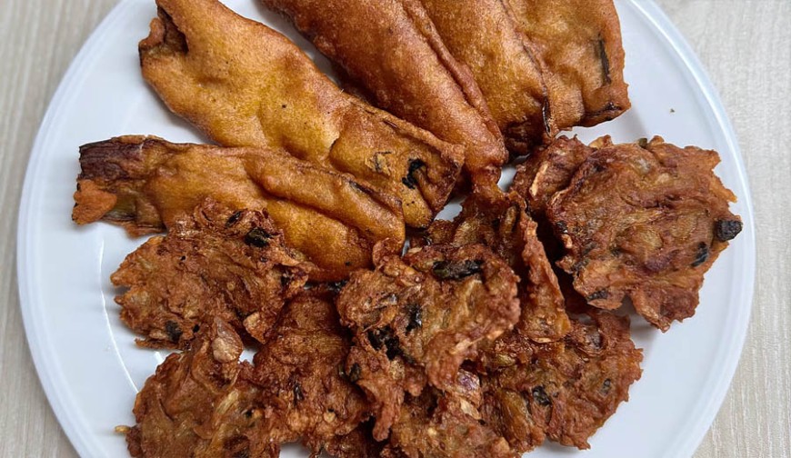 পেঁয়াজু না বেগুনি কোনটি ভালো