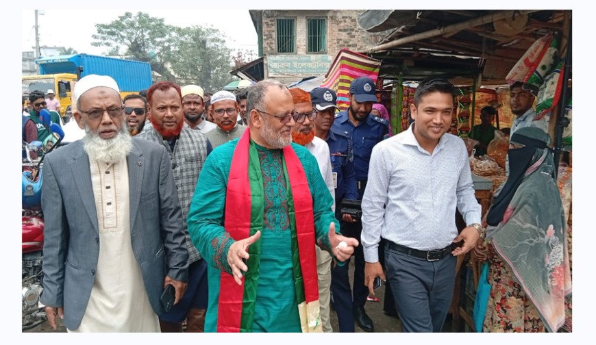 ঝিকরগাছায় এমপি ডা. ফরিদের বাজার মনিটরিং ও সাব-রেজিস্ট্রি অফিস পরিদর্শন