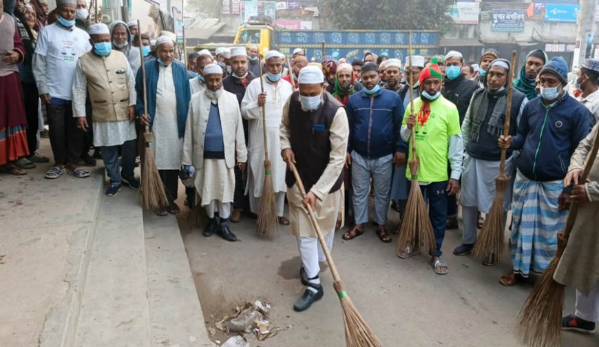 বাঘারপাড়ায় পরিচ্ছন্নতা অভিযানে অধ্যাপক গোলাম রসুল: দুর্নীতিমুক্ত জনপদ গড়ার অঙ্গীকার
