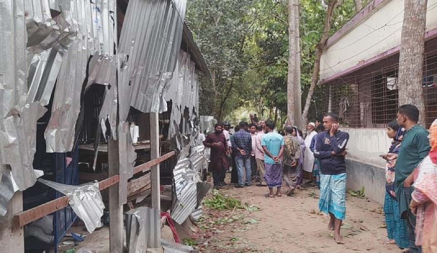 ঈদের নামাজ পড়েই ভাঙ্গায় দু’পক্ষের সংঘর্ষ, ভাংচুর লুটপাট