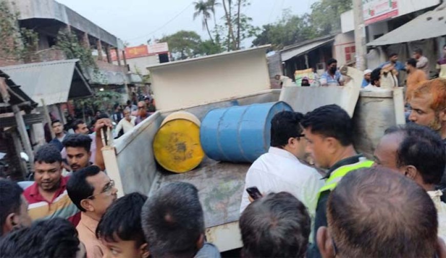 মণিরামপুরে ১৭৯৭ লিটার জ্বালানি তেল জব্দ