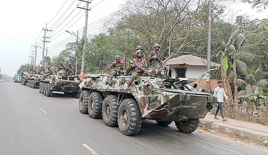 সন্ত্রাসীদের ব্যারিকেড ভেঙ্গে জঙ্গল সলিমপুরে প্রবেশ যৌথ বাহিনীর