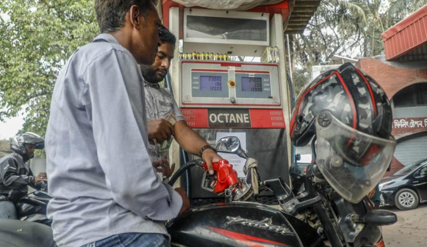 আজ থেকে ডিজেল-পেট্রোলে ১০ এবং অকটেনে ২০ শতাংশ বাড়তি বরাদ্দ