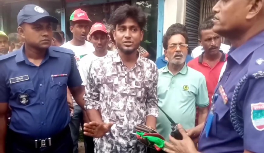 প্রধানমন্ত্রীর জনসভায় এসে ছুরিসহ যুবক আটক