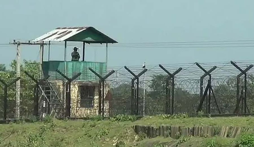 বাংলাদেশ-ভারত সীমান্তে কুমির-সাপ ছাড়ার চিন্তা অমিত শাহর