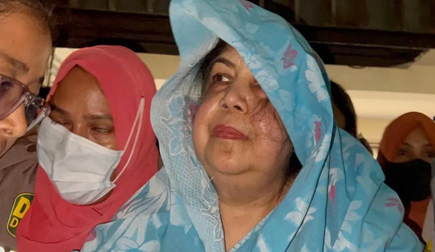 কারাগারে শিরীন শারমিন/বিষণ্ন চেহারায় দাঁড়িয়ে ছিলেন  কাঠগড়ায়