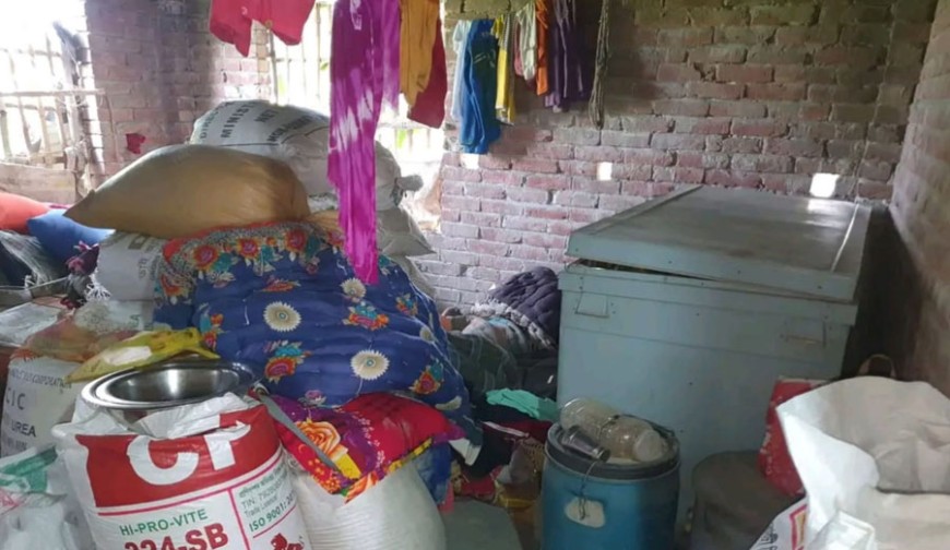 হরিণাকুণ্ডুতে দুর্ধর্ষ ডাকাতি: পরিবারের সদস্যদের কুপিয়ে সর্বস্ব লুট