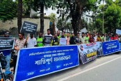 যশোরে বাইকারদের মানববন্ধন :  অগ্রিম আয়কর প্রস্তাব পুনর্বিবেচনার দাবি