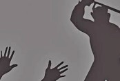 রাজারহাটে পারিবারিক কলহের জেরে হামলা, দুইজন হাসপাতালে