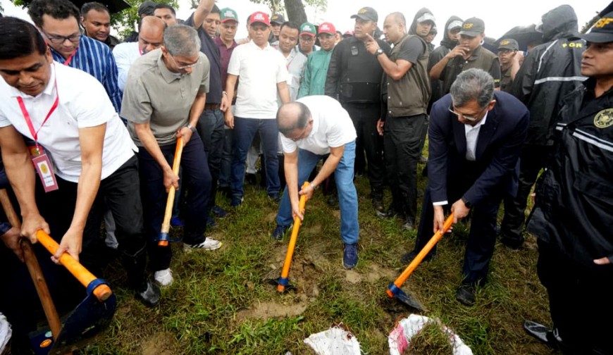 বাবার স্মৃতিবিজড়িত পাতলী খাল পুনঃখনন কাজের উদ্বোধন প্রধানমন্ত্রীর