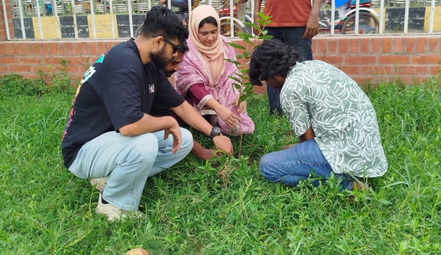 যশোরে জাতীয় যুবশক্তির মাসব্যাপী বৃক্ষরোপণ কর্মসূচির উদ্বোধন