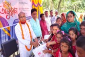 বিদায়ের ক্ষণটিও পড়ে থাকে স্কুলের বারান্দায়