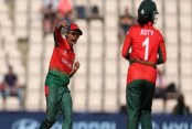 বিশ্বকাপে পাকিস্তানকে ধসিয়ে জয় মেয়েদের