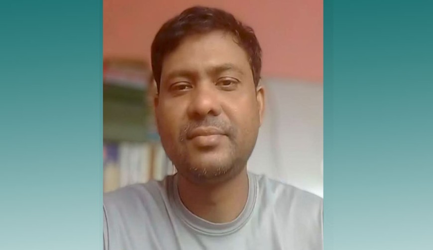 স্কুলে যাওয়ার পথে ট্রাকচাপায় প্রাণ হারালেন শিক্ষক সেলিম রেজা