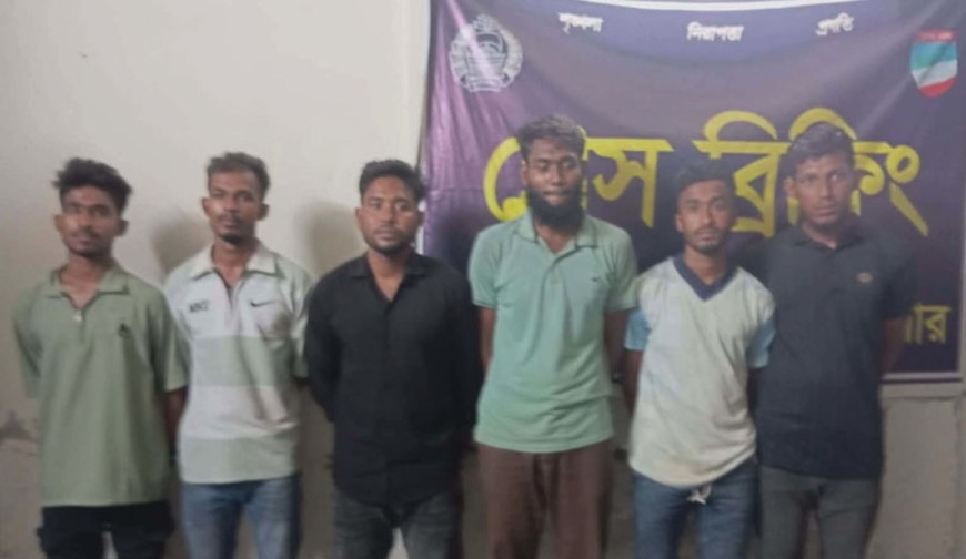 যশোরে নিষিদ্ধ ঘোষিত যুবলীগের ঝটিকা মিছিল, আটক ১০