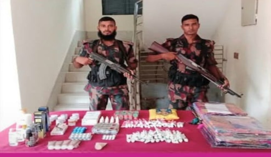 যশোর সীমান্তে বিজিবির অভিযানে ৫ কেজি গাঁজাসহ আড়াই লাখ টাকার চোরাচালানি পণ্য জব্দ