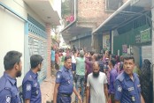 এমপির বাসার সামনে হট্টগোল, দুঃখ প্রকাশ অধ্যাপক গোলাম রসুলের