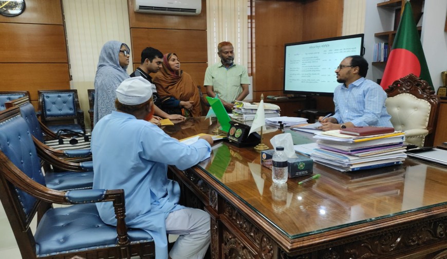 শারীরিক প্রতিবন্ধী সিয়াম ও আবিরের খাতা অবমূল্যায়নের অভিযোগ: তদন্ত চেয়ে ডিসির কাছে আবেদন