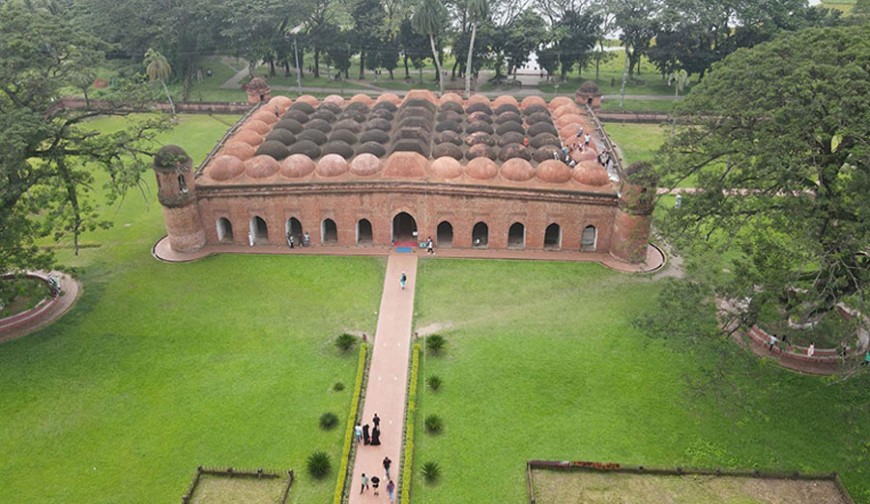 ষাটগম্বুজ মসজিদ নির্মাণে লাগে ১২ বছর